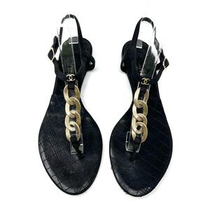 Chanel CC Logo Black Quilted Leather Gold Chain Flat Thong Sandals 40.5 10 9.5